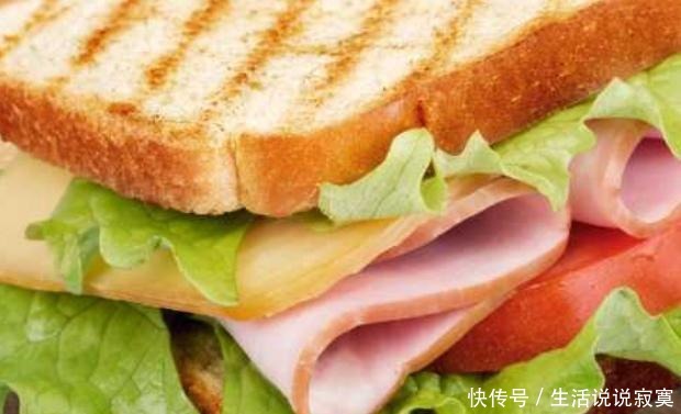 究竟|一个是垃圾食品，一个是健康快餐，汉堡和三明治究竟有何区别