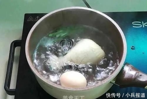  吃法|酸辣鸡丝汤面：面条最爽的吃法，好吃到汤都不剩