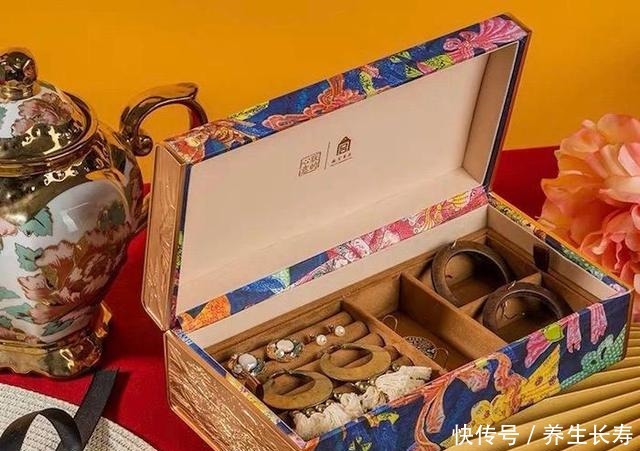 盒马|《盒马进阶版月饼大赏》来了,今年的月饼不仅乘风破浪还千姿百态