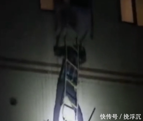 足浴|男子去足浴店消费几百块却只给1元钱，结果男子的举动让人吃惊