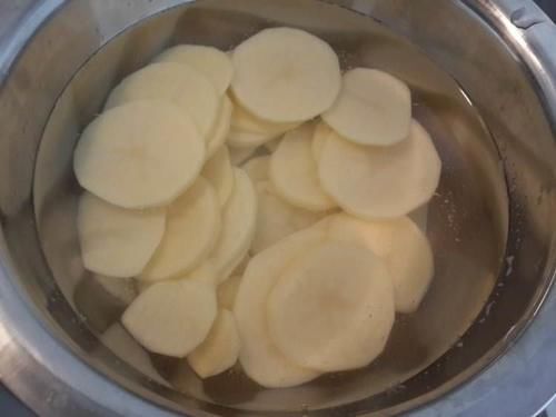 土豆|夏天,土豆和此物是绝配,每天炒一盘,营养又解馋,好吃不长肉