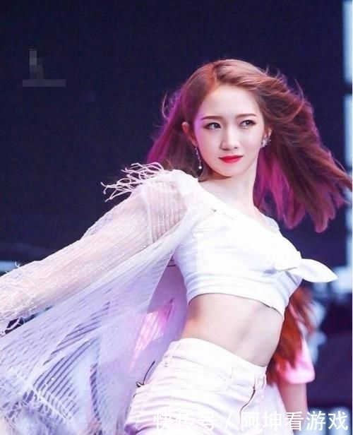 睡眠|孟美岐比赛只睡30分钟,看到希林娜依高的睡眠时间,难怪会得第一