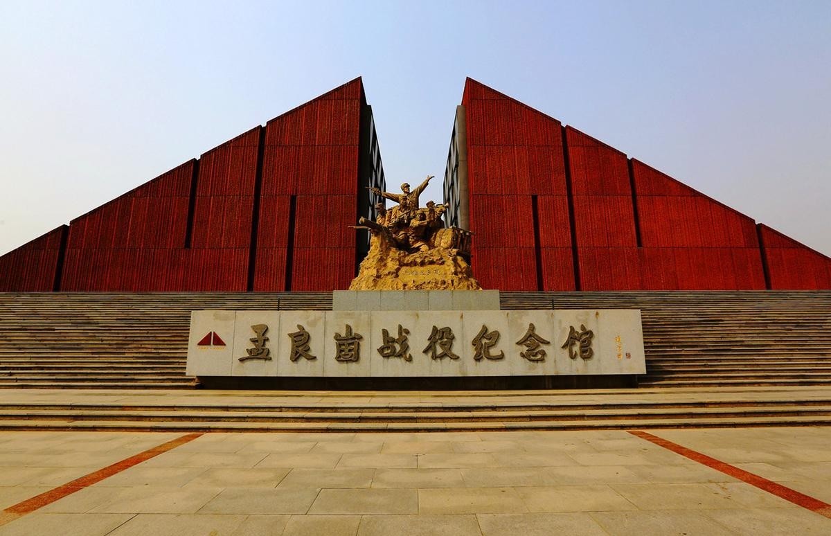 妻子|名将张灵甫战死后,19岁妻子带着儿子终身未嫁,他们后来过得如何