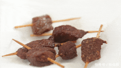  在家|还去什么烧烤摊，这串儿在家就能做