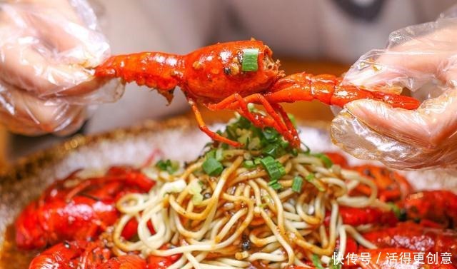 过瘾|又到了吃小龙虾的季节,教大家做蒜蓉龙虾尾,味道好吃过瘾