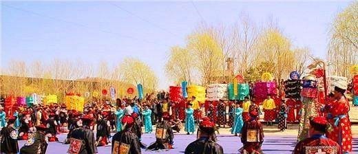 帝王|此人是乾隆七世孙，长的最有帝王相，至今保留皇帝的扳指