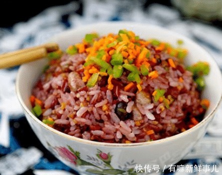 面团|多吃粗粮对身体好,教你几种玉米面的做法,营养美味,老少都爱吃