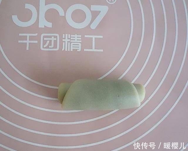 糕点|抹茶酥和我自己做的红曲糕点,不油腻