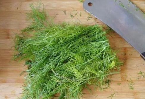 消失|天气转凉,女性常吃一菜,给子宫做个大扫除,皱纹消失了,显年轻