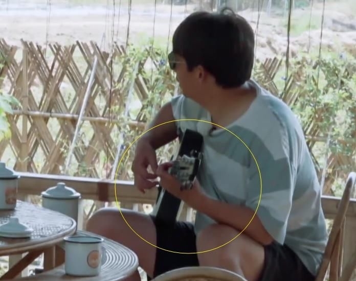 黄晓明离开|黄磊没出门送黄晓明,回到蘑菇屋的两个举动,透露内心情感