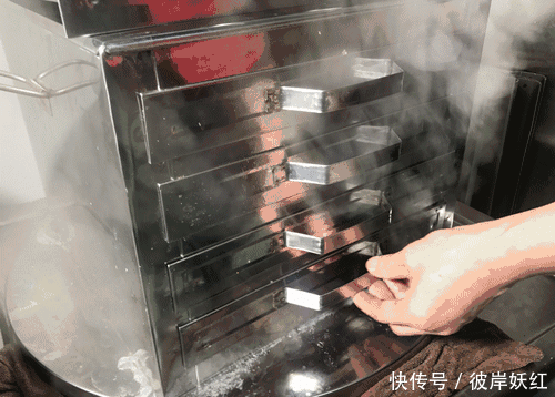 全家人|在家自制肠粉，有个平底锅就能做！Q弹爽滑，征服全家人的胃！