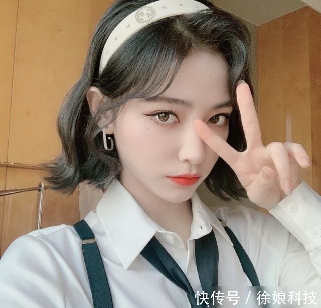  麦克|THE9首秀状况不断，刘雨昕麦克被甩飞许佳琪忘记动作赵小棠太拼了