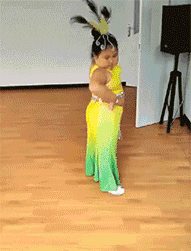 姑娘|搞笑GIF:姑娘,你说的什么?我没听清!