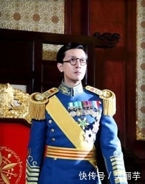  回答|溥仪晚年去办户口, 工作人员问他文化程度, 他的回答让人无法下笔