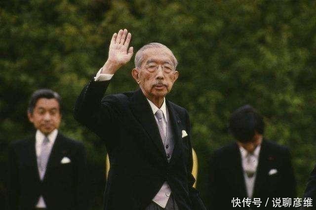 日本天皇|日本天皇首次访华时,看到欢迎会上一道菜,坚决要求撤掉,被拒绝