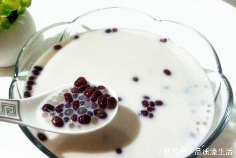 西米露|教你做红豆西米露,掌握技巧,奶香浓郁清甜可口,学会家人有口福