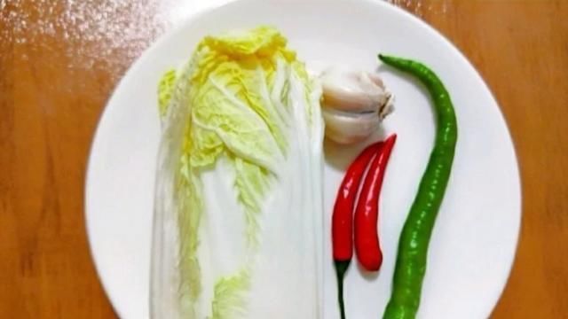 耗油|家常耗油白菜,靠这一道菜多吃了两碗饭,附上详细做法教程