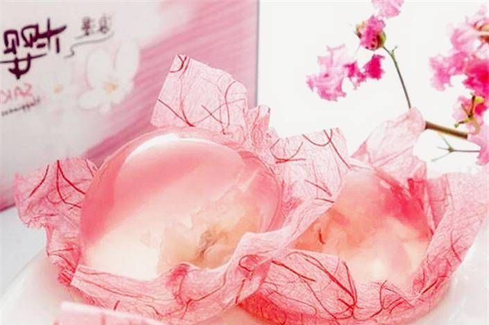 虫子|零食界最奇葩的4种美食,第一种网红最爱,最后两种好恶心啊