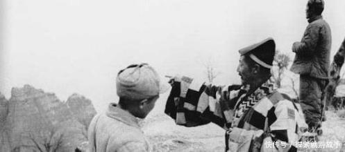 住院|“狼牙山五壮士”之一，跳崖后被挂树枝上，晚年住院不让护士开灯！