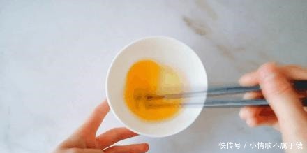 蛋羹|加入这2种食材，营养密度高10倍！香甜嫩滑，比果冻还好吃