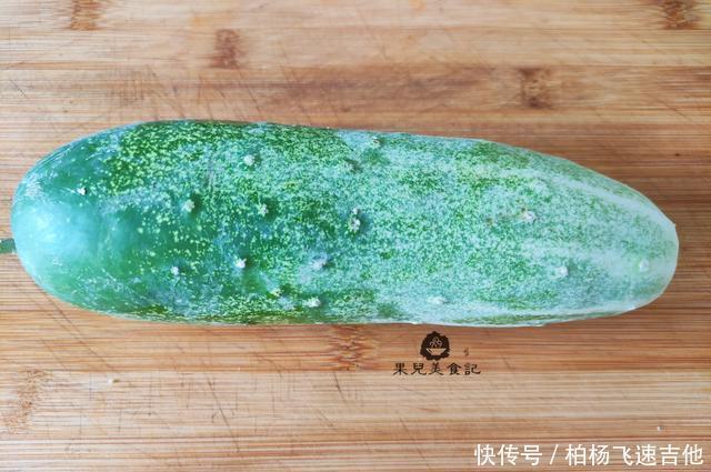 下饭|秋天,遇到此菜别错过,2块钱一斤,营养美味,炒肉吃很下饭