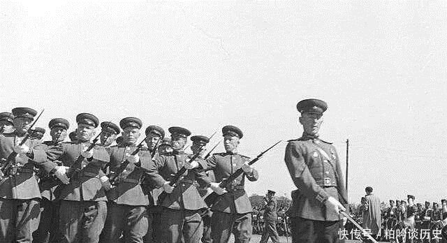 解体|苏联解体时,被分成15个国家,那它的百万大军是如何分配的?