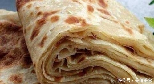 一凉|烙饼不出层、一凉就硬?因为你只会傻加水!多加1步,香软还出层