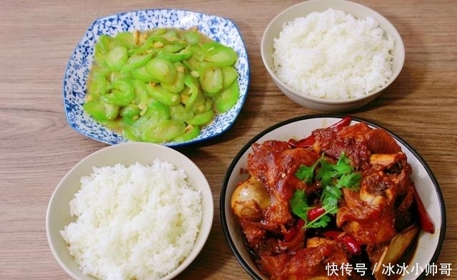 夫妻俩|三线城市,夫妻俩的6天午餐,顿顿两道菜,很满足,不剩菜不浪费