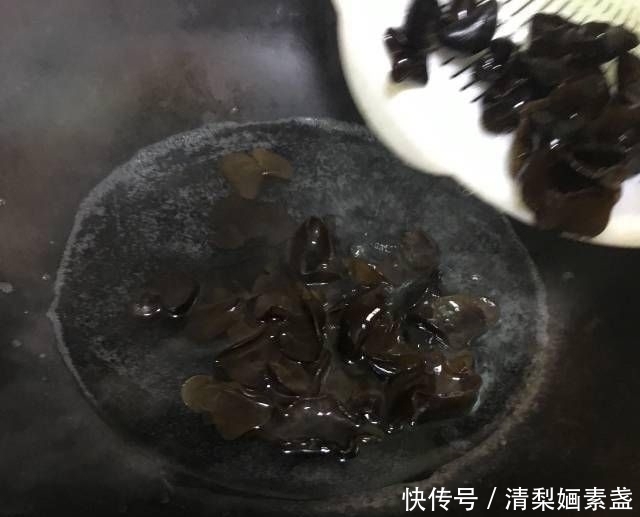  后加|新鲜百合炒木耳，甜芦笋，百合酥，新鲜可口