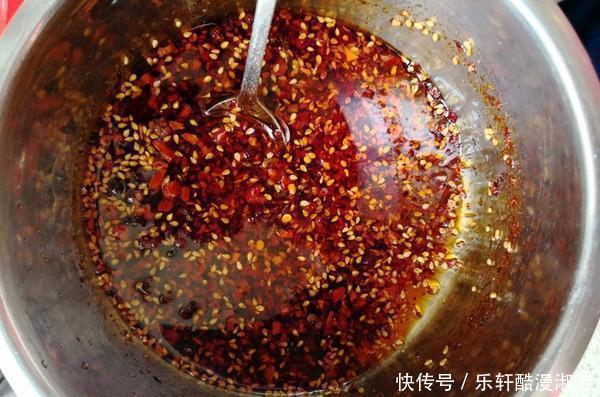 菜籽油|怎么做辣椒油,才能让香味完全发挥多数人不懂,怪不得味道发苦