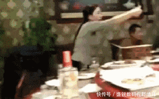 到底|搞笑GIF:美女别再拍了,饭到底还做不做了