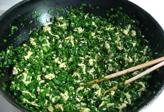  盒子|韭菜盒子，最好不要直接开始包，试着这样做，盒子外焦里嫩更好吃