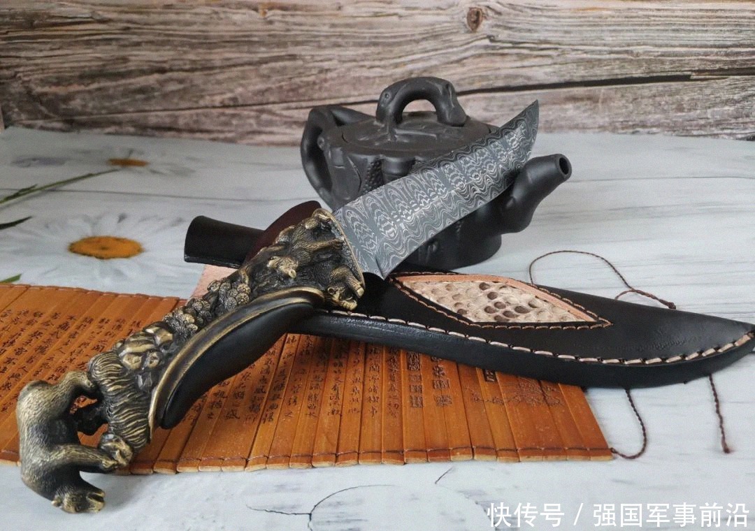 冷兵器|锐利无比的冷兵器之王——实力强悍的老男孩户外生存短刀