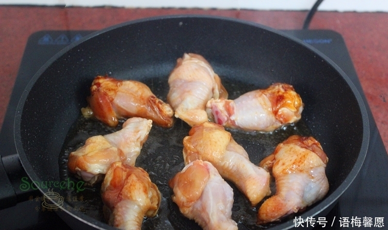 鸡腿|教你做可乐鸡腿,色泽光亮,鸡肉嫩滑,咸甜适中,太好吃了