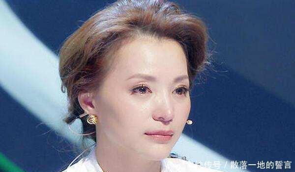 主持|董卿对他一见钟情, 火遍全国让单位开除, 如今无戏可拍！