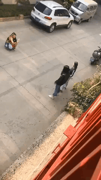 爸妈|搞笑GIF:爸妈才是真爱,我只是个小小的意外!