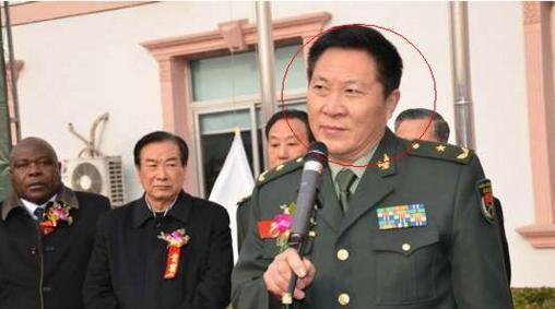 军人|他冒充军人15年骗300万，因入戏太深，被捕后：难道我不是将军？