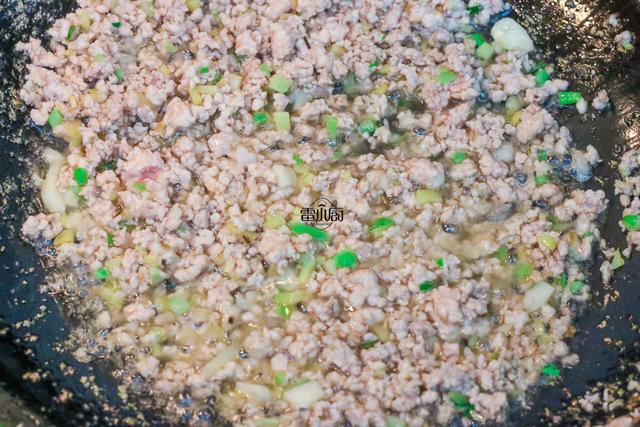  冬天|冬天最爱这个菜，我家经常做，简单方便，喷香下饭，每次做不够吃