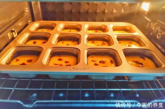 失败率|这款蛋糕失败率低,搅拌均匀就算成功一大半,奶味十足,个个开花