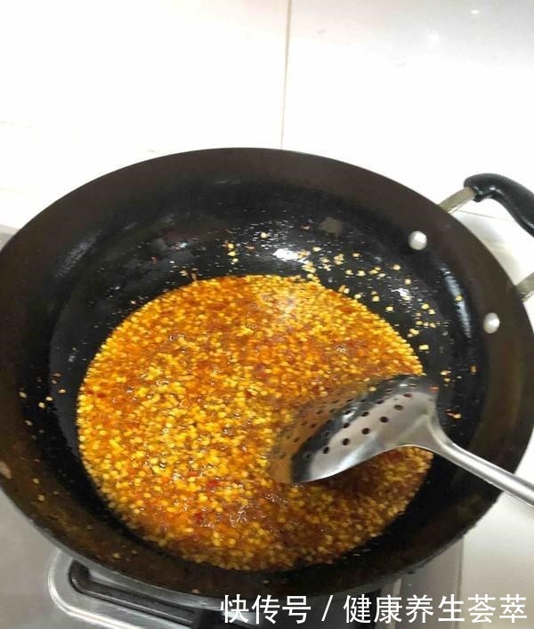 秘制|婆婆的秘制牛肉酱,美味无添加,拌饭利器就是它,再也不用出去买