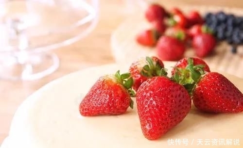 吃不胖|春日定制:低热量洛神花乳酪蛋糕,简单快手,好吃不胖!