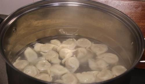  鸡蛋|韭菜鸡蛋饺子馅怎么调？关键放什么调料，很多人不知，难怪不鲜香