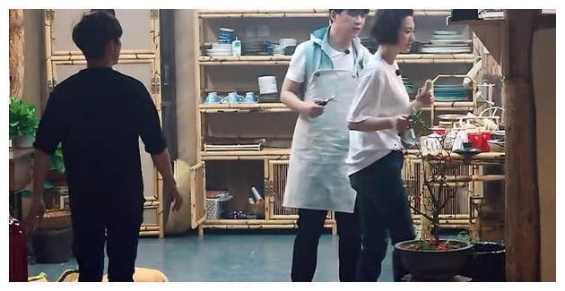 何炅|史上唯一 把何炅“逼疯”了的女嘉宾, 一块姜从天亮洗到了天黑