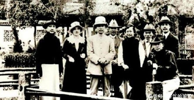 扭头|蒋介石38岁时，一道士说完8个字扭头就走，蒋24年后才明白用意