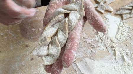 生坯|家中有面粉和鸡蛋,一定要学做这美食,儿子三天两头点名要,真香