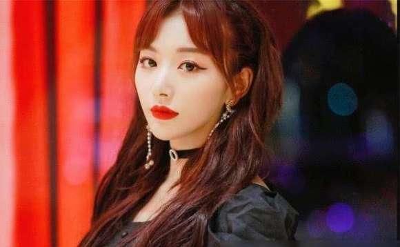 蜜蜂|青你2看了《蜜蜂少女队》,我终于明白孔雪儿的脸到底哪里奇怪