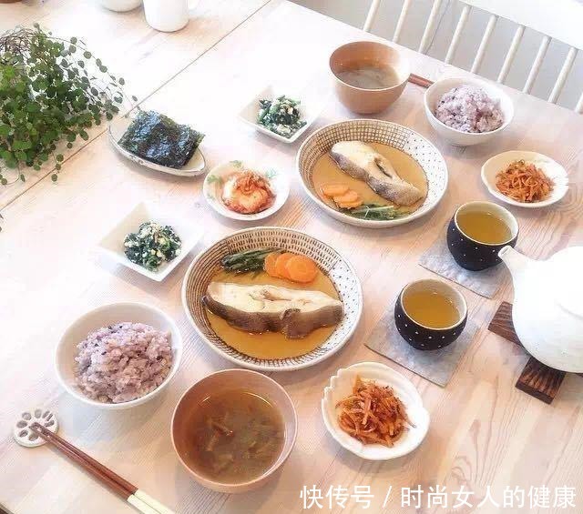 早餐|日本普通人的家里面，“早餐”都吃些什么