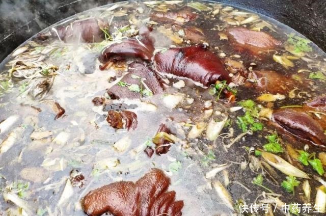 欲罢不能|看看老家的农村大席色相好,味道更好,让人欲罢不能!