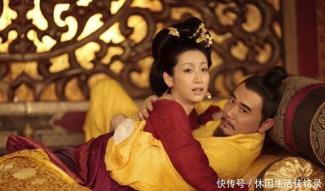 宫女|皇帝打瞌睡时，13岁宫女忍不住笑出声，当晚就被宠幸