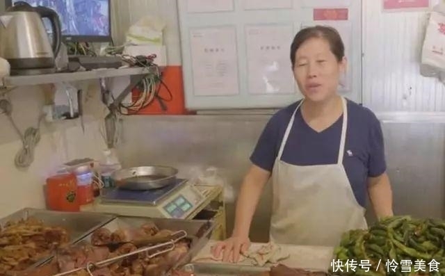 生意好|大妈卖熟肉26年35元1斤,1天卖出1000斤忙到没时间收钱